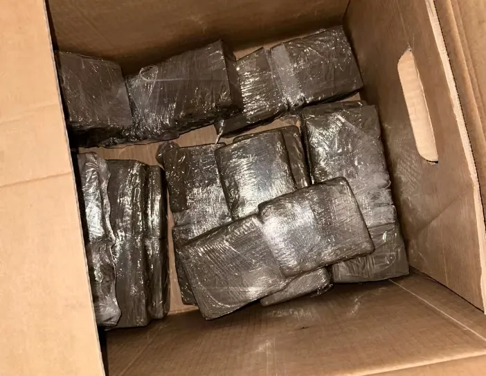 Känd polis döms för grovt tjänstefel – hovrätten skärper straffet